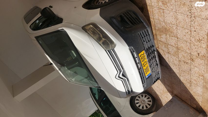 מודעת רכב סיטרואן ברלינגו