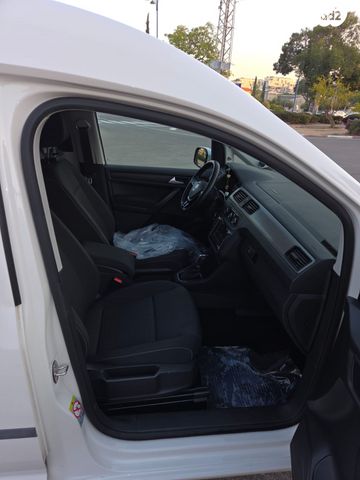 פולקסווגן קאדי