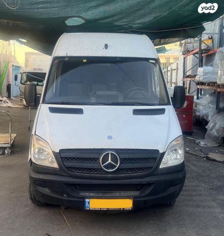 מודעת רכב מרצדס-בנץ ספרינטר