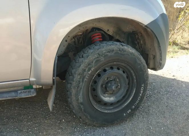 איסוזו די-מקס