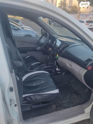 מיצובישי טרייטון / L200