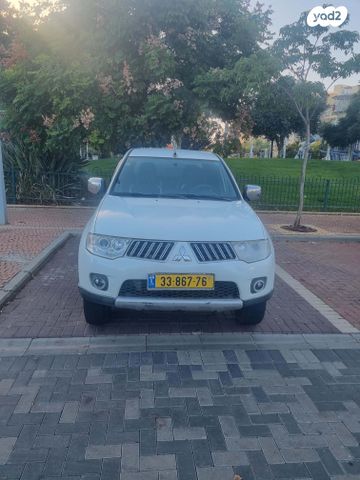 מיצובישי טרייטון / L200