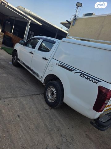 איסוזו די-מקס