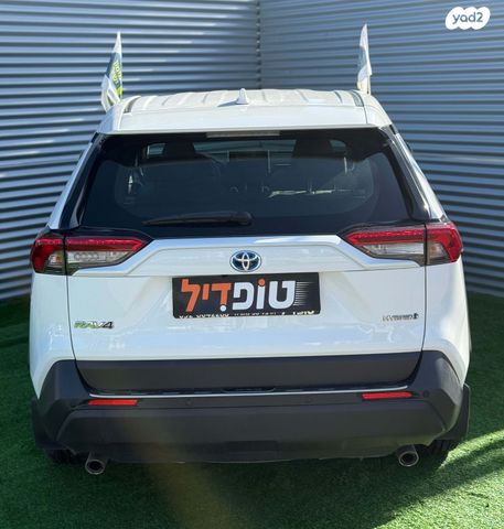 טויוטה RAV4