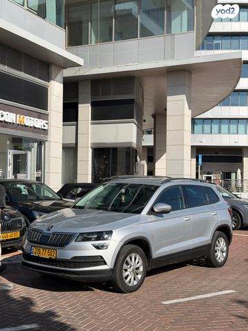 מודעת רכב סקודה קארוק