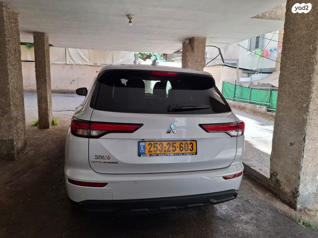 מודעת רכב מיצובישי אאוטלנדר