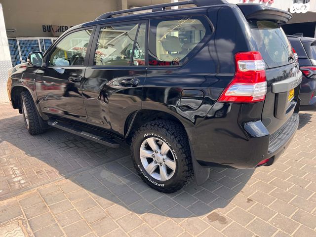 מודעת רכב טויוטה לנד קרוזר