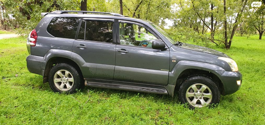 מודעת רכב טויוטה לנד קרוזר