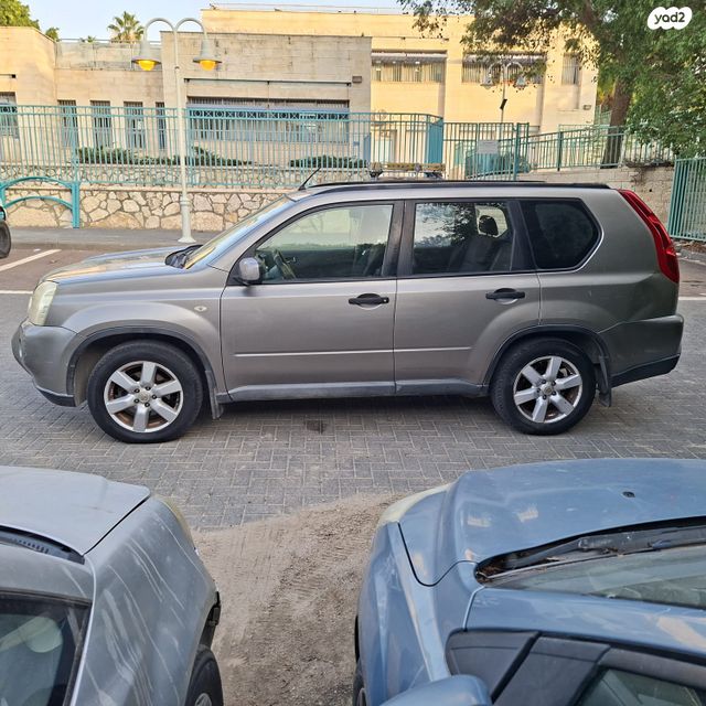 ניסאן אקס טרייל