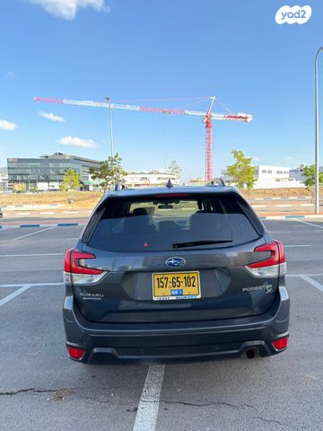 סובארו פורסטר