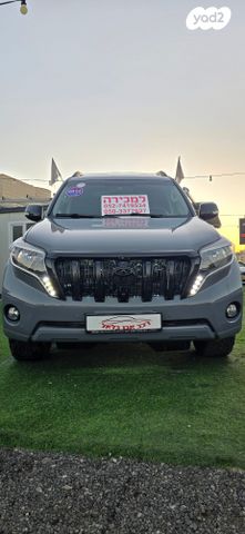 טויוטה לנד קרוזר