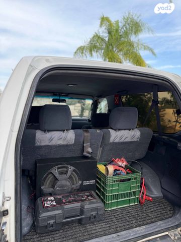 טויוטה לנד קרוזר