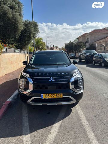 מיצובישי אאוטלנדר