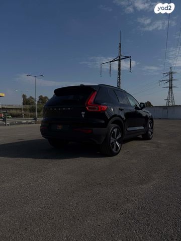 וולוו XC40