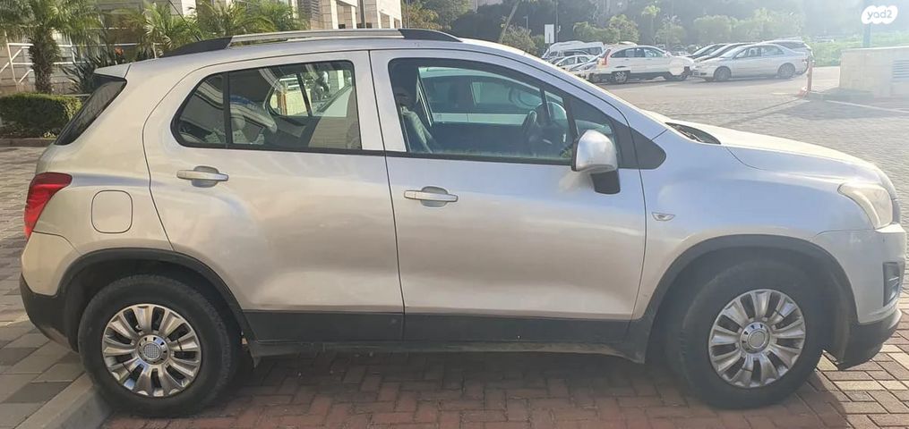 מודעת רכב שברולט טראוורס