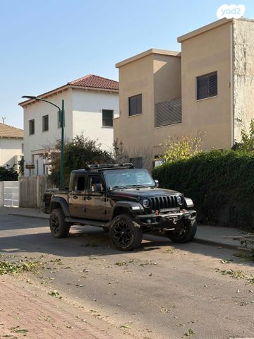 ג'יפ גלדיאטור