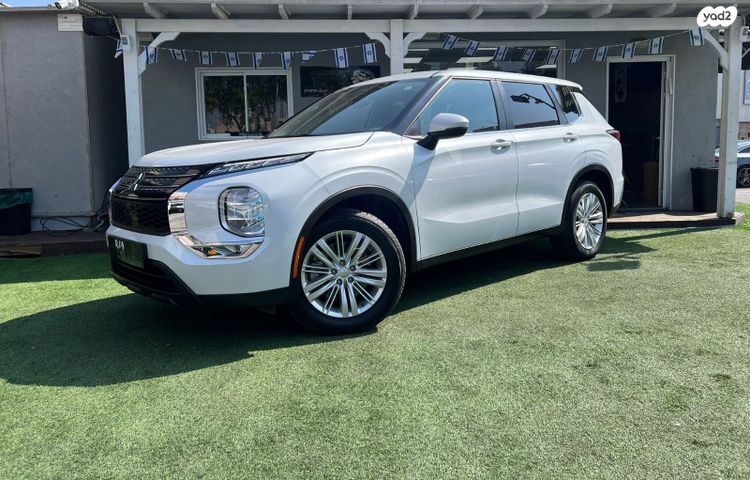 מיצובישי אאוטלנדר