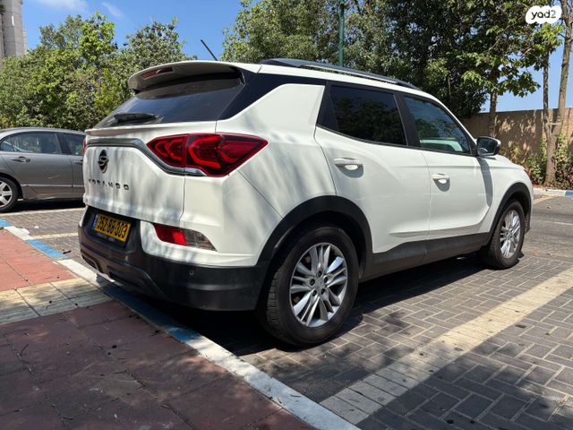 סאנגיונג קורנדו