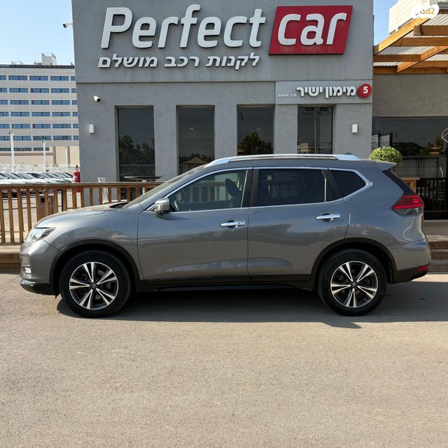 ניסאן אקס טרייל