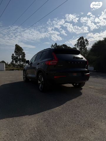 וולוו XC40