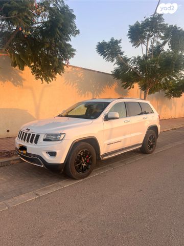 מודעת רכב ג'יפ גרנד צ'ירוקי