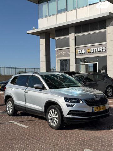 סקודה קארוק