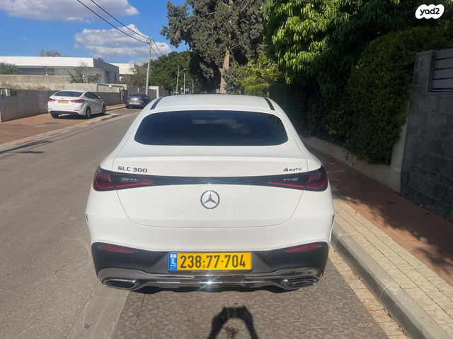 מרצדס-בנץ GLC קופה 