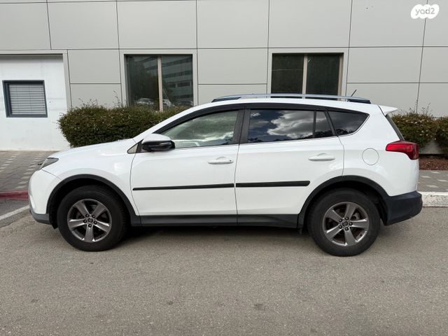 מודעת רכב טויוטה RAV4