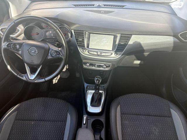 אופל קרוסלנד X