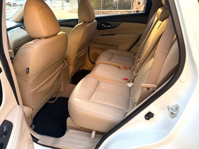 ניסאן אקס טרייל