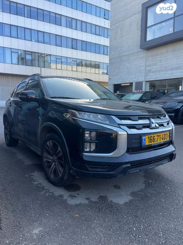 מודעת רכב מיצובישי ASX