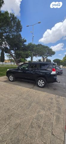 טויוטה לנד קרוזר