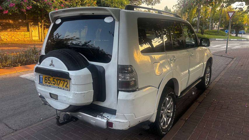 מיצובישי פג'רו