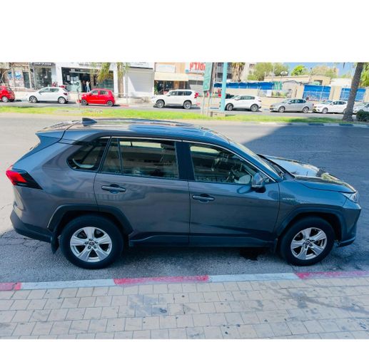 מודעת רכב טויוטה RAV4