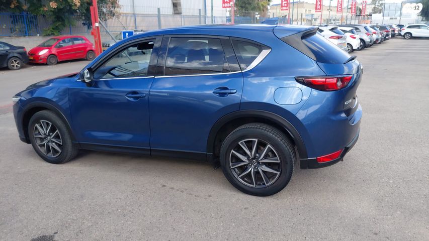 מודעת רכב מאזדה CX-5