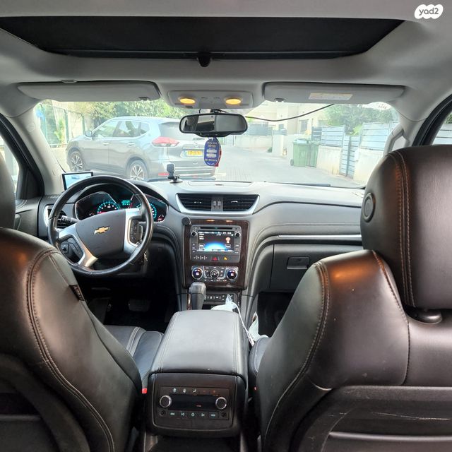 שברולט טראוורס