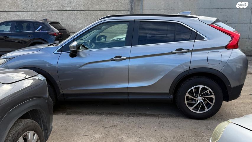 מיצובישי אקליפס קרוס