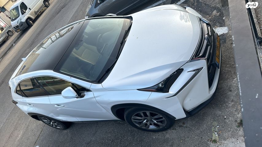 מודעת רכב לקסוס NX