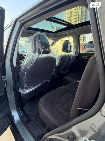 ניסאן אקס טרייל