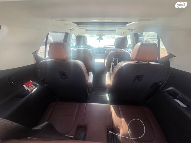 שברולט טראוורס