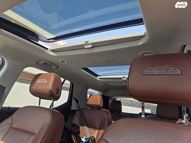 שברולט טראוורס