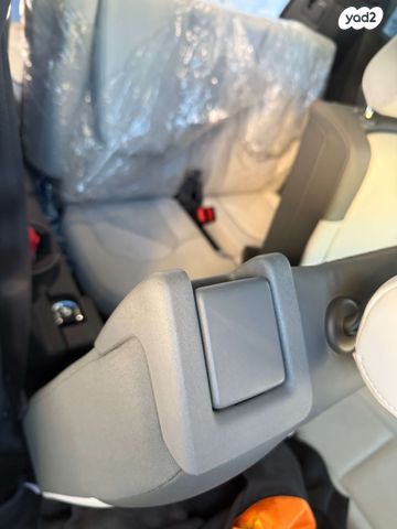 לנד רובר דיפנדר