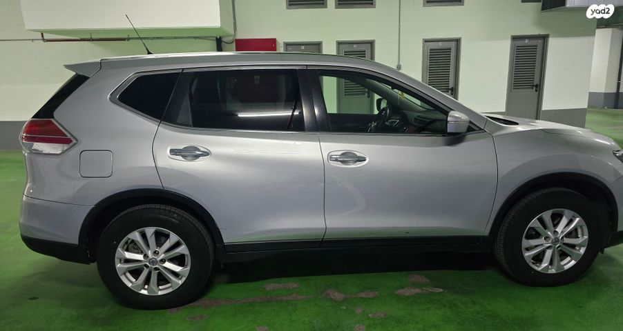 ניסאן אקס טרייל