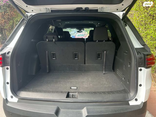 שברולט טראוורס