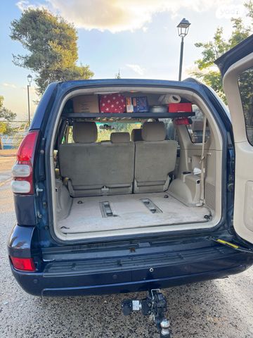 טויוטה לנד קרוזר