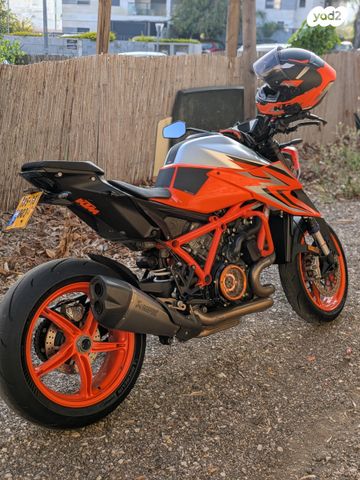 מודעת רכב KTM Naked Super Duke 1290R