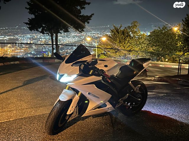 ימאהה YZF-R125