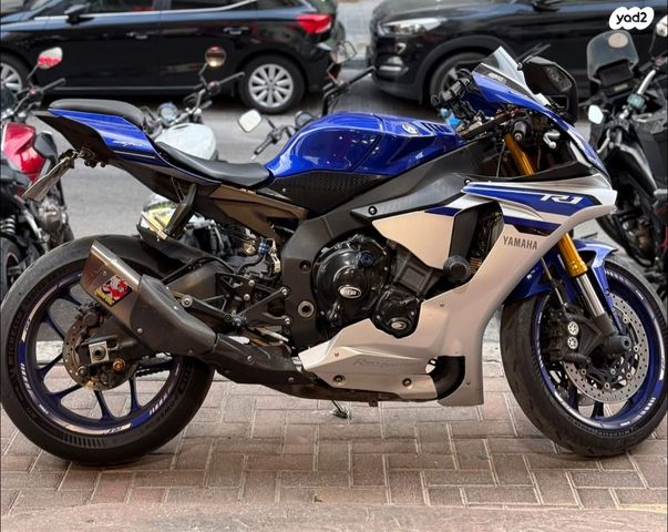 מודעת רכב ימאהה YZF-R1