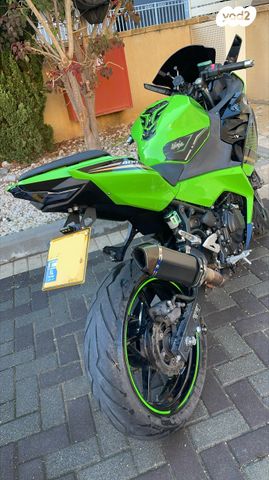 קאוואסאקי נינג'ה 400