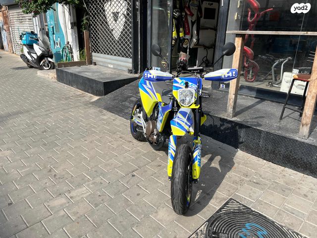 הוסקוורנה SM701